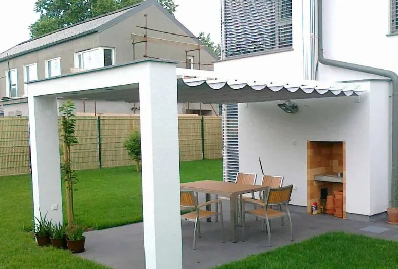 Una pergola leggera iconica e distintiva